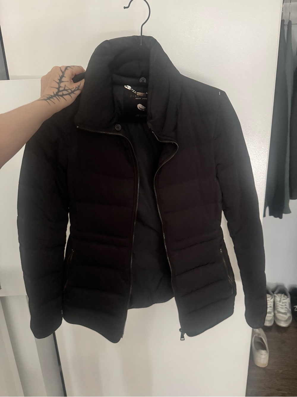 Zara Black Quilted Puffer Jacket with High Collar